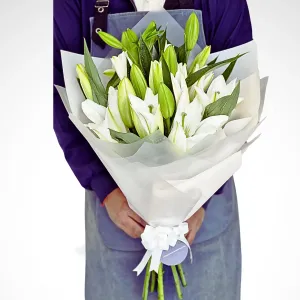 Lily's Bouquet - 8 Stems
