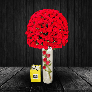 Symbol of Love - 150 Rose & 500 gm Patchi